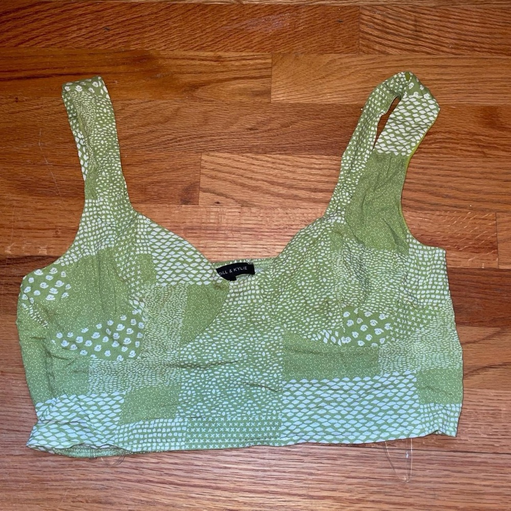 Kendall & Kylie patterned cropped tank top